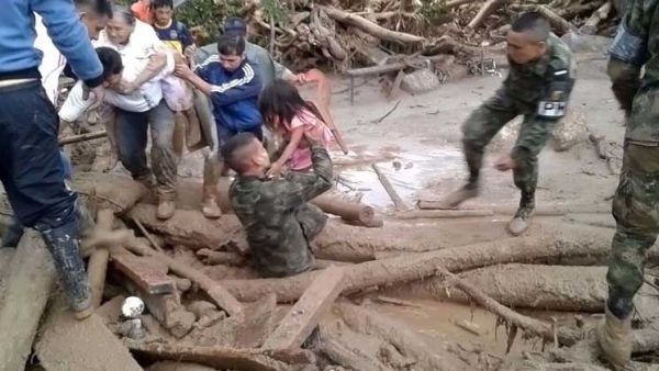  الانهيار دفن ما بين 15 و20 شخصا و عمليات الإنقاذ جارية 