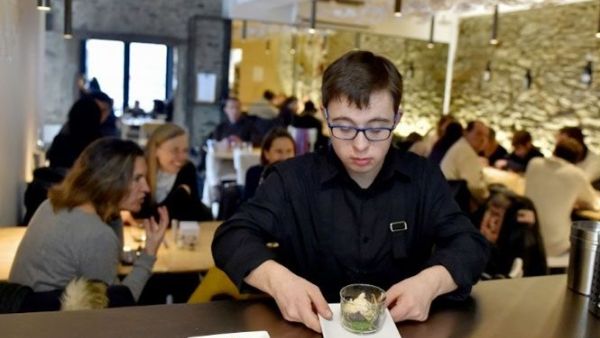 مطعم صديق للمنغوليين.. فكيف هو المنيو؟ (فيديو)
