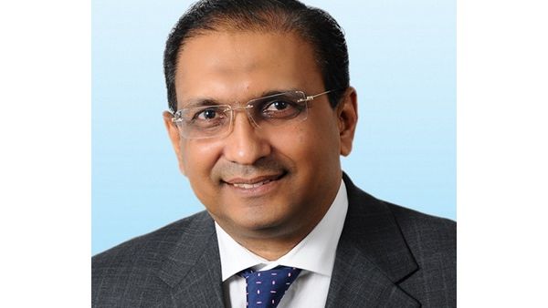  منصور أحمد، المدير المسؤول عن الرعاية الصحية والتعليم والشراكات بين القطاعين العام والخاص في منطقة الشرق الأوسط وشمال أفريقيا بشركة كوليرز إنترناشيونال