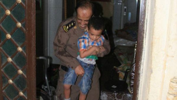 إصابة طفلين إثر حريق فندق لمعتمرين في مكة