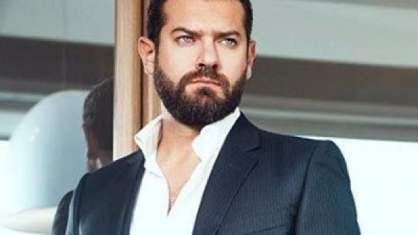 عمرو يوسف يصور (عشم إبليس) 