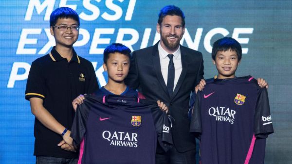 لاعب برشلونة ليونيل ميسي