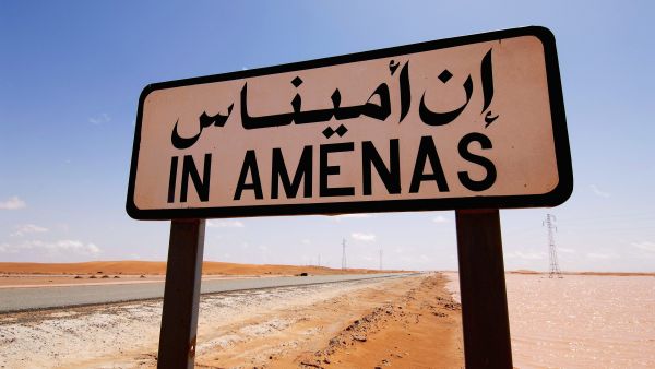 A road sign near the In Amenas gas field, in eastern Algeria near the Libyan border, Algerian troops surrounded Islamists holding foreign hostages at the gas field on Thursday. (AFP Photo/Statoil/Kjetil Alsvik)