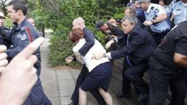 لحظة هرب جوليا