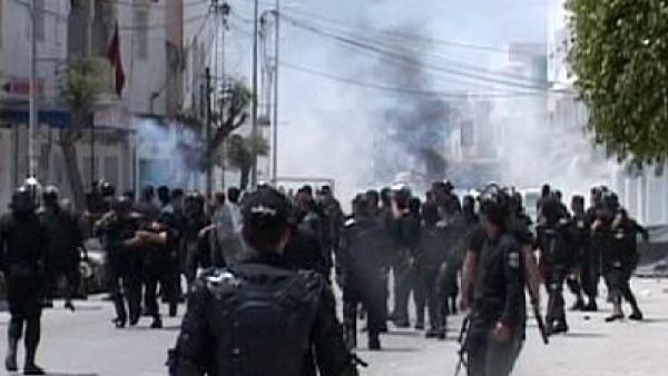 الترشح لرئاسة الجمهورية هو حق لكل ناخبة أو ناخب من أب وأم تونسيين ومسلم