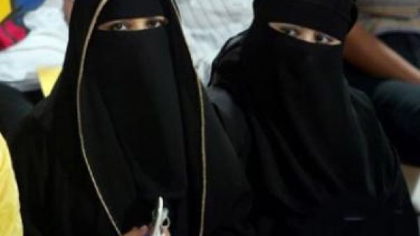 هاتف وسعوديات