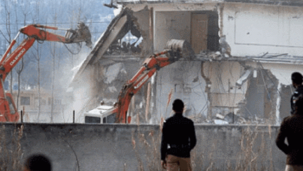 Bin Laden's compound and finally hideout in Pakistan is torn down