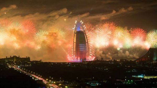 Burj Al Arab about to give guests a night to remember! (Image: Facebook)