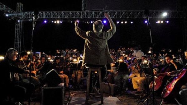 The Cairo Symphony Orchestra in full swing. The Cairo Symphony Orchestra in full swing.