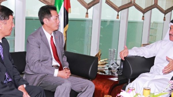 UAE Minister of Economics during his meeting with the Chinese Ambassador