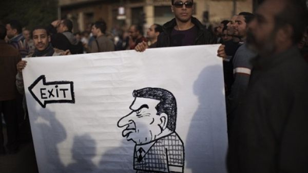 المظاهرات ترفض النظام والرئيس 