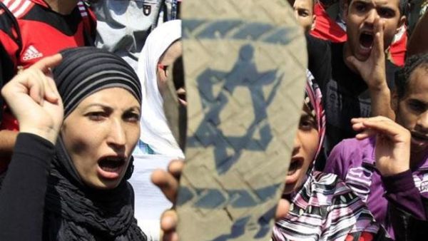 Protestors in Maadi, Cairo, yesterday