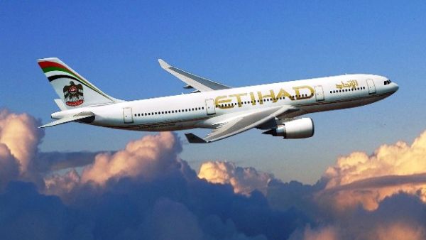Etihad has been building a network of airlines by buying up minority stakes as it seeks to channel more passengers from its partners' planes to its Abu Dhabi hub.
Etihad has been building a network of airlines by buying up minority stakes as it seeks to channel more passengers from its partners' planes to its Abu Dhabi hub.