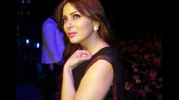Farah Youssef asks Obama not to interfere in Syria. (Image: Facebook)