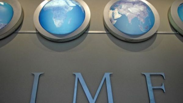 وفقاً لتقديرات الصندوق فإن مستوى احتياطيات النقد الأجنبي في السودان هي الأقل عربياً حتى مقارنة بدول فقيرة مثل موريتانيا وجيبوتي