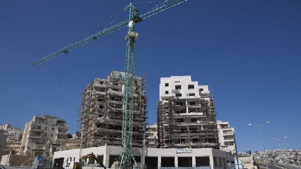 The ban on investing in the firms revived a three-year prohibition on them that the Government Pension Fund of Norway had dropped in August last year.
