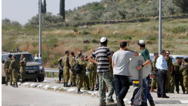 ارشيف/ مستوطنون في الضفة الغربية