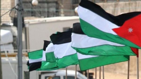 النواب رفعوا شعار "غاز اسرائيل احتلال" النواب رفعوا شعار "غاز اسرائيل احتلال"