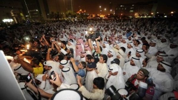 The fast growing Arab youth's way to achieve their dreams goes through education according to a WEF report.