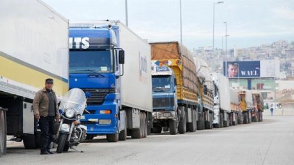 Lebanese trucks used to travel freely between to and from Syria (Daily Star)