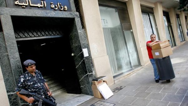 The work of the Ministry of Finance is being obstructed at every corner by bureaucracy and an IT system that presents more problems than solutions. (Photo: Marwan Tahtah)
