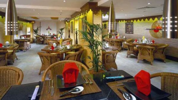Silk Route, Chinese & Thai Restaurant at Arabian Courtyard Hotel & Spa