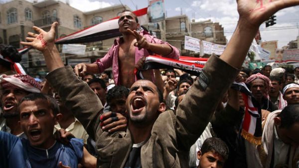 مدير ال"اف بي اي" يبحث مع الرئيس اليمني جهود مكافحة القاعدة 