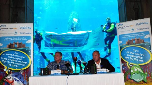 Steve Kaiser, Vice President of Marine Science and Engineering, Atlantis and Serge Zaalof, Chief Operating Officer, Atlantis, during the press conference Steve Kaiser, Vice President of Marine Science and Engineering, Atlantis and Serge Zaalof, Chief Operating Officer, Atlantis, during the press conference