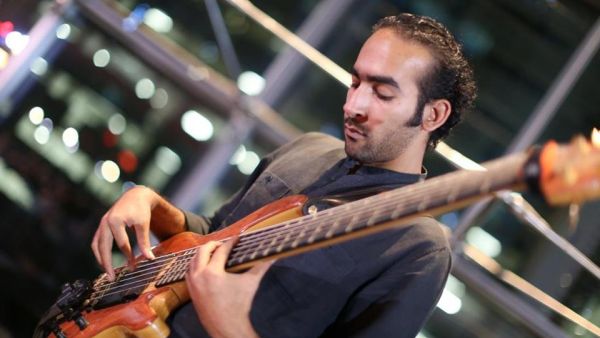 Ahmed Nazmi released his first solo album Ethbat Hala (Stating a Condition) on Sunday 17 March at the Cairo Jazz Club.