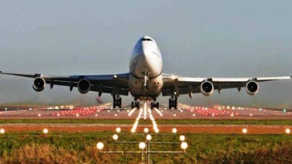 Airlines will also need to certify their planes aren't affected by transmission signals before allowing devices to be used.
Airlines will also need to certify their planes aren't affected by transmission signals before allowing devices to be used.