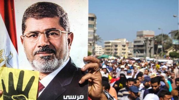 Former president Mohammed Morsi will face trial Monday for inciting the killing of protesters in December 2012. If found guilty, Morsi can face life imprisonment or the death penalty (Courtesy of Alalam)