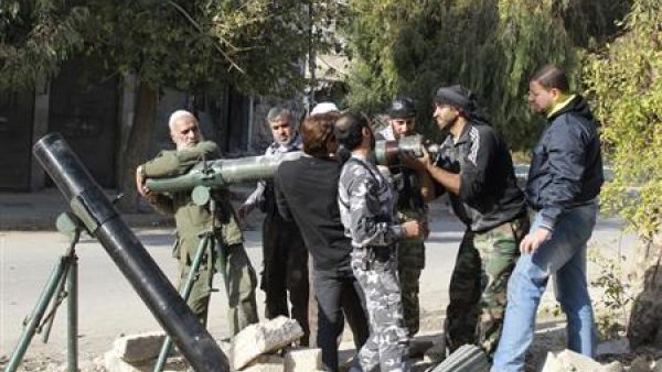 مقاتلون من الجيش السوري الحر في حلب
