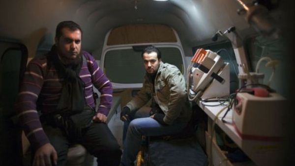 يوم بين سيارات الاسعاف في مدينة حلب