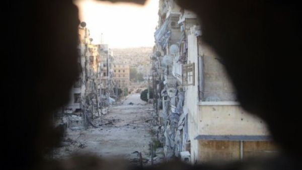 قطع مقاتلو المعارضة طريق الامداد الوحيدة للقوات النظامية الى محافظة حلب