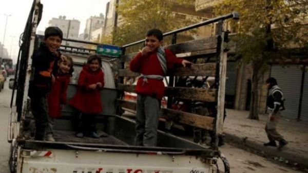 اطفال نازحون في حلب
