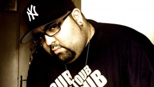 Bigg has been accused of turning to pro-government propaganda (Photo: planetmoroccanrap.blogspot.com)