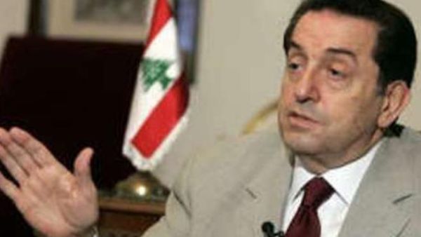 النائب اللبناني المناهض لسوريا بطرس حرب