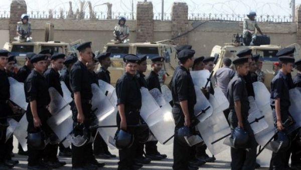 Egyptian police are starting a trade union to improve their working conditions 