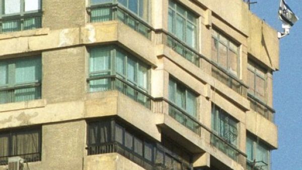 السفير الاسرائيلي الجديد في القاهرة يقدم اوراق اعتماده 
