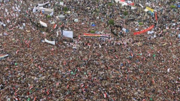 تظاهرة الجمعة في القاهرة للمطالبة بنقل السلطة من المجلس العسكري الى حكومة مدنية
