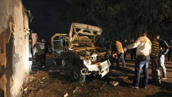 موقع انفجار في بنغازي يوم الاربعاء
