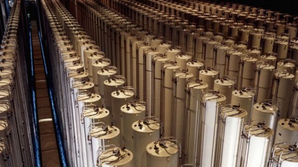 American centrifuges enriching uranium (Photo credit: US Department of Energy/ Wikimedia Commons)
