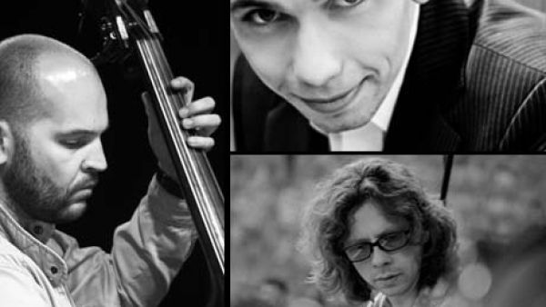 Szymon Klima on clarinet, Joachin Mencel on piano and Adam Kowalewski on contrabass