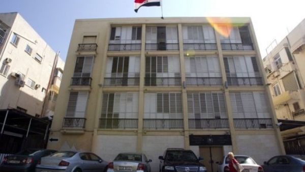 مصر تحتج على "سوء معاملة" اعضاء سفارتها في تل ابيب
