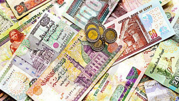 فقد الجنيه المصري 8% من قيمته مقابل الدولار منذ شهر ديسمبر الماضي