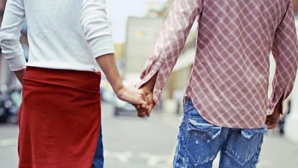 مشروع خليجي لحظر دخول المثليين