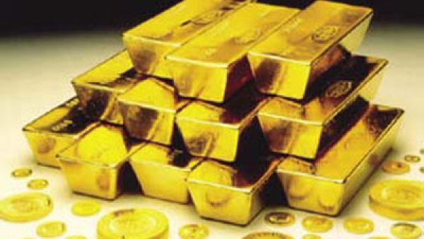 انخفض سعر الذهب في الاسواق العالمية بنحو 100 دولار مما ادى الى انخفاض اسعار الذهب في السوق المحلي بنحو دينارين للغرام الواحد انخفض سعر الذهب في الاسواق العالمية بنحو 100 دولار مما ادى الى انخفاض اسعار الذهب في السوق المحلي بنحو دينارين للغرام الواحد