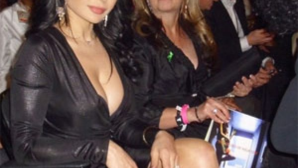 Haifa Wehbe dazzles with her striking knock-out black dress.