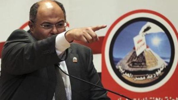 المستشار حاتم بجاتو الأمين العام للجنة الانتخابات الرئاسية في مصر
