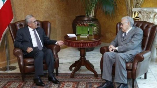 الابراهيمي خلال لقائه الرئيس اللبناني ميشال سليمان في بيروت الاربعاء